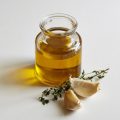 Aromatherapy for Stress Relief: Using Essential Oils to Combat Everyday Anxiety