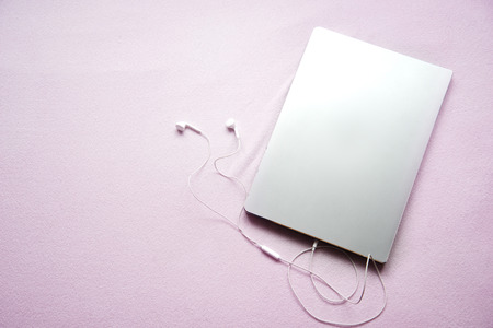 The Role of Digital Journals vs. Paper Journals in Modern Mindfulness Practices