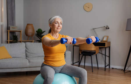 Aquatic Fitness for Seniors: Making Waves Without Strain