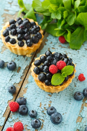 The Intersection of Mindfulness, Intuitive Eating, and American Food Culture