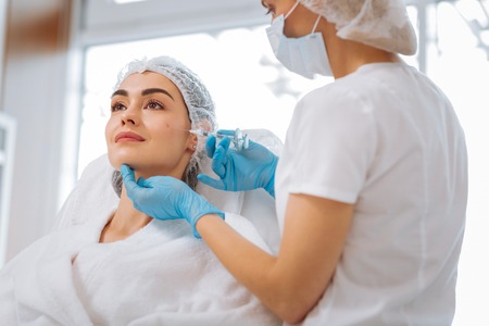The Intersection of Beauty and Wellness: Using Gua Sha and Cupping for Facial and Skincare Regimens